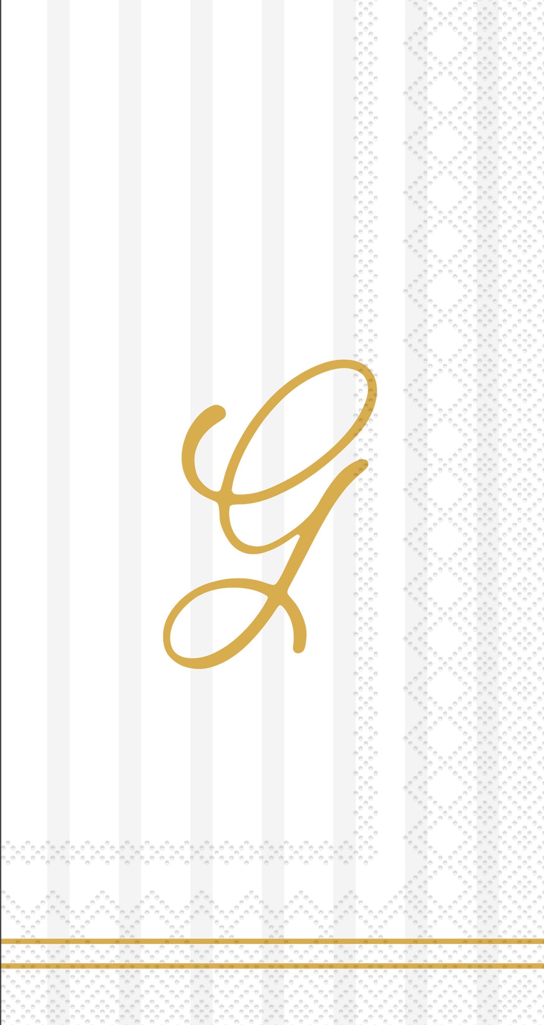 Chic Monogram G Guest Towel cream