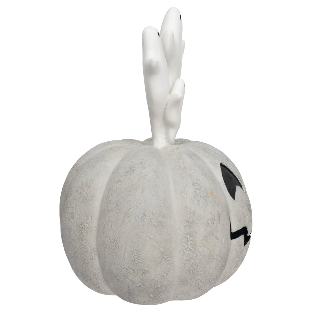 Ghosts and Jack-O-Lantern